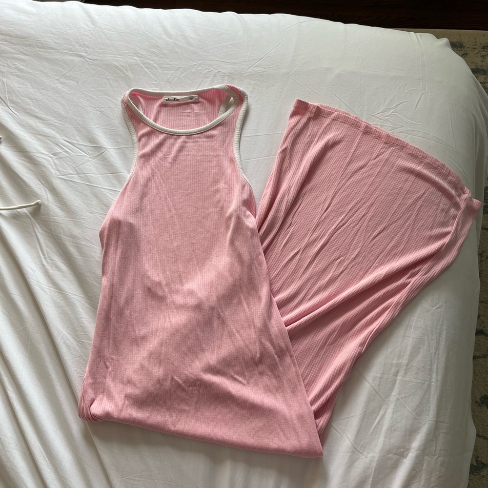 ELODIE long, body con pink dress